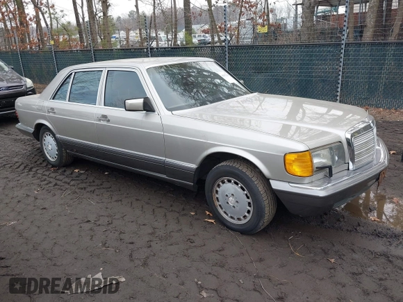 1987 Mercedes-Benz 560 with VIN WDBCA39D5HA357048, listed as a IAAI auction lot 41672343 with 151,635 mi miles and . Bid and sale history available at DreamBid. Image 1.