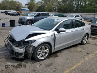2018 Ford Fusion Hybrid S with VIN 3FA6P0UU9JR142180, listed as a Copart auction lot 50874475 with 187,561 mi miles and Salvage Title. Bid and sale history available at carsss.com. Image 1.