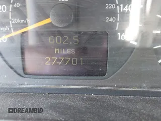 2000 Mercedes-Benz E 320 with VIN WDBJF65J2YB105399, listed as a IAAI auction lot 42076107 with 277,701 mi miles and . Bid and sale history available at DreamBid. Image 15.