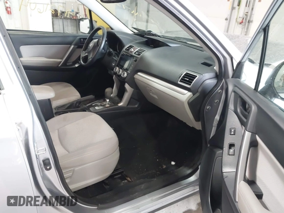 2016 Subaru Forester 2.5i Premium with VIN JF2SJADC2GH539118, listed as a IAAI auction lot 41721604 with 207,660 mi miles. Bid and sale history available at carsss.com. Image 5.