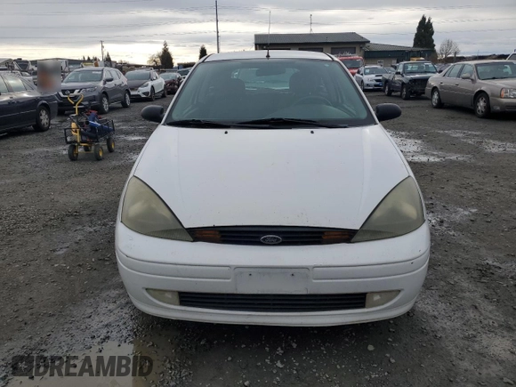 2003 Ford Focus ZX3 with VIN 3FAFP31Z83R182271, listed as a Copart auction lot 82415004 with 211,193 mi miles and Salvage title. Bid and sale history available at DreamBid. Image 5.