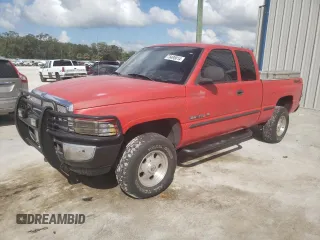1998 Dodge 1500 z VIN 3B7HF12YXWM246652, wystawiony jako Copart lot #78495014 z przebiegiem 105 600 mil mil oraz Szkoda całkowita • Salvage title. Historia ofert i sprzedaży dostępna na DreamBid. Obrazek 1.