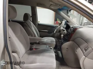 2005 Toyota Sienna CE with VIN 5TDZA23C85S239029, listed as a IAAI auction lot 41189567 with 120,055 mi miles. Bid and sale history available at carsss.com. Image 5.