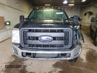 2015 Ford F-250 Lariat z VIN 1FT7W2B68FEB84934, wystawiony jako Copart lot #57638125 z przebiegiem 140 413 mil mil oraz Czysty tytuł • Clean title. Historia ofert i sprzedaży dostępna na DreamBid. Obrazek 5.