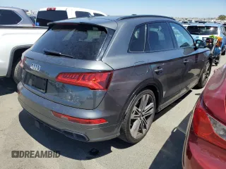 2019 Audi SQ5 Premium Plus with VIN WA1B4AFY1K2052805, listed as a Copart auction lot 64564034 with 47,254 mi miles and Salvage Title. Bid and sale history available at DreamBid. Image 3.