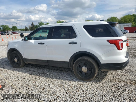 2018 Ford Police Interceptor Utility z VIN 1FM5K8AR0JGA58853, wystawiony jako Copart lot #56120995 z przebiegiem 79 960 mil mil oraz Tytuł czysty. Historia ofert i sprzedaży dostępna na DreamBid. Obrazek 2.