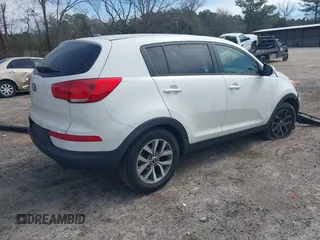 2016 Kia Sportage LX with VIN KNDPB3AC2G7823758, listed as a IAAI auction lot 41690714 with 151,687 mi miles. Bid and sale history available at carsss.com. Image 4.
