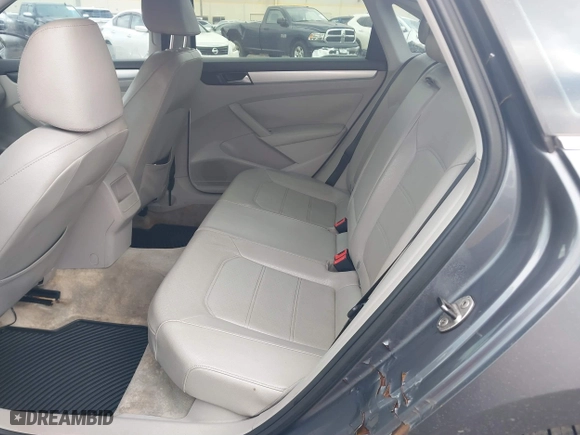 2012 Volkswagen Passat SE with VIN 1VWBH7A3XCC054344, listed as a IAAI auction lot 41290377 with 195,009 mi miles. Bid and sale history available at carsss.com. Image 8.