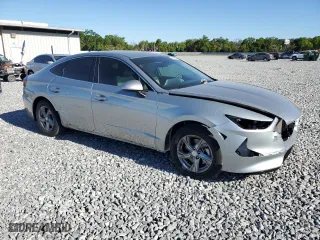 2021 Hyundai Sonata SE with VIN 5NPEG4JAXMH116931, listed as a Copart auction lot 49949535 with 31,561 mi miles and Salvage Title. Bid and sale history available at carsss.com. Image 4.