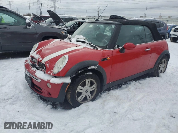 2005 MINI Convertible z VIN WMWRF33405TG11092, wystawiony jako Copart lot #84762004 z przebiegiem 94 895 mil mil oraz Szkoda całkowita • Salvage title. Historia ofert i sprzedaży dostępna na DreamBid. Obrazek 1.