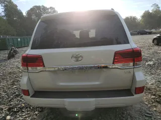 2021 Toyota Land Cruiser with VIN JTMCY7AJ8M4101503, listed as a Copart auction lot 75607824 with 23,251 mi miles and Salvage Title. Bid and sale history available at carsss.com. Image 6.
