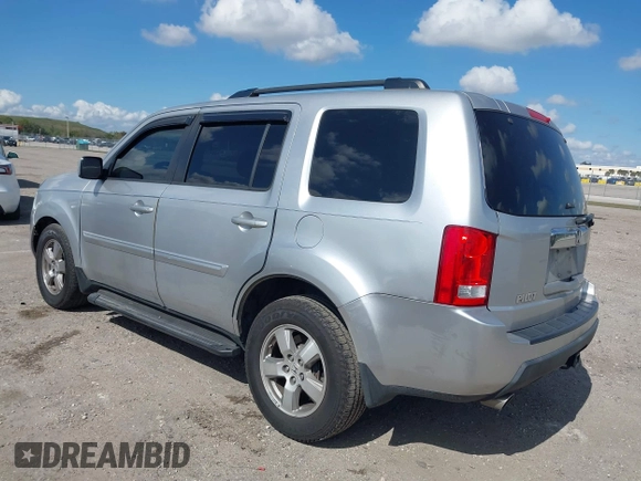 2011 Honda Pilot EX-L with VIN 5FNYF3H63BB014412, listed as a IAAI auction lot 41535137 with 155,100 mi miles and . Bid and sale history available at DreamBid. Image 3.
