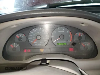 2004 Ford Mustang Deluxe z VIN 1FAFP44654F204619, wystawiony jako Copart lot #62414685 z przebiegiem 235 467 mil mil oraz Szkoda całkowita • Salvage title. Historia ofert i sprzedaży dostępna na DreamBid. Obrazek 9.