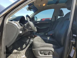 2012 Audi Q5 Premium Plus z VIN WA1LFAFP9CA138599, wystawiony jako Copart lot #49229215 z przebiegiem 123 521 mil mil oraz Szkoda całkowita • Salvage title. Historia ofert i sprzedaży dostępna na DreamBid. Obrazek 7.