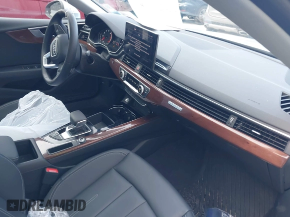 2024 Audi A5 Sportback Premium z VIN WAUABCF57RA023069, wystawiony jako IAAI lot #39079825 z przebiegiem 2 810 mil mil oraz . Historia ofert i sprzedaży dostępna na DreamBid. Obrazek 5.