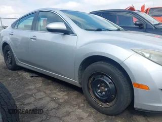 2010 Mazda 6 i Sport with VIN 1YVHZ8BH6A5M46582, listed as a IAAI auction lot 41783747 with 211,764 mi miles. Bid and sale history available at carsss.com. Image 13.