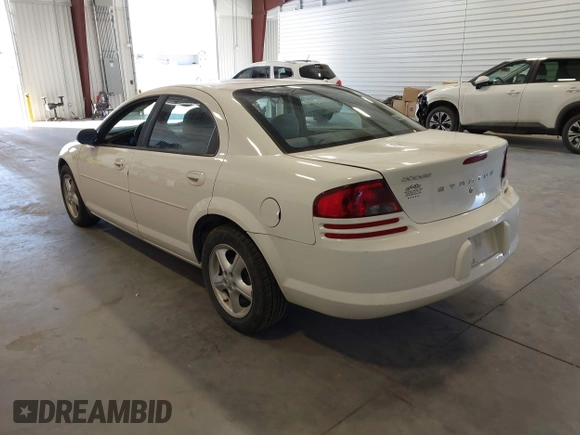 2006 Dodge Stratus SXT z VIN 1B3EL46X56N117417, wystawiony jako IAAI lot #41698342 z przebiegiem 86 944 mil mil oraz . Historia ofert i sprzedaży dostępna na DreamBid. Obrazek 3.