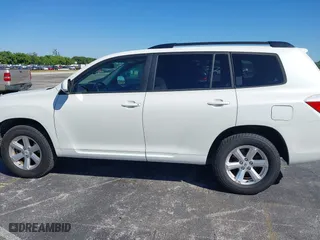 2009 Toyota Highlander with VIN JTEDS41A292079680, listed as a IAAI auction lot 41777446 with 139,260 mi miles. Bid and sale history available at carsss.com. Image 14.