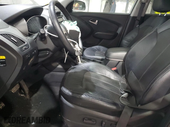 2010 Hyundai Tucson GLS with VIN KM8JU3AC7AU102873, listed as a Copart auction lot 54472385 with 108,853 mi miles and Non Repairable. Bid and sale history available at DreamBid. Image 7.