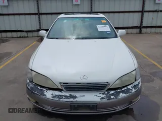 1998 Lexus ES 300 with VIN JT8BF28GXW0106483, listed as a IAAI auction lot 42177092 with Not provided miles and . Bid and sale history available at DreamBid. Image 13.