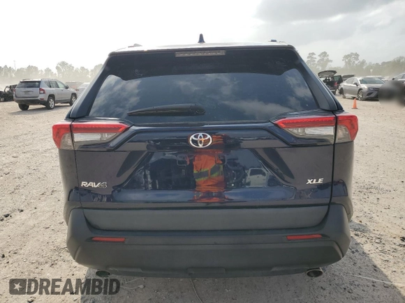2021 Toyota RAV4 XLE with VIN 2T3W1RFV7MW133029, listed as a Copart auction lot 51969635 with 42,492 mi miles and Salvage Title. Bid and sale history available at carsss.com. Image 6.