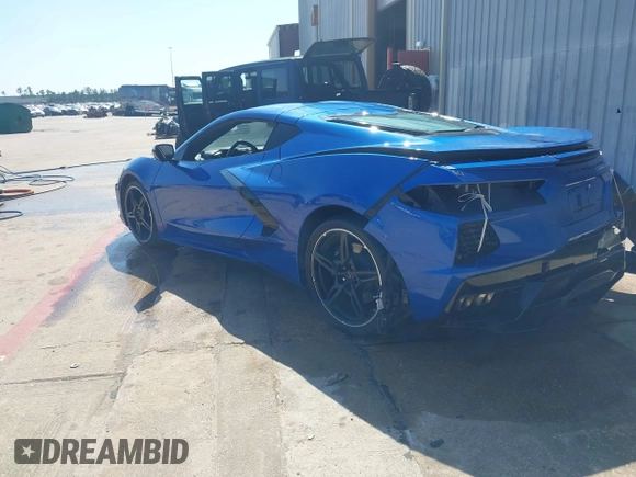 2023 Chevrolet Corvette 1LT z VIN 1G1YA2D4XP5101772, wystawiony jako IAAI lot #41799158 z przebiegiem Nie podano mil oraz . Historia ofert i sprzedaży dostępna na DreamBid. Obrazek 3.