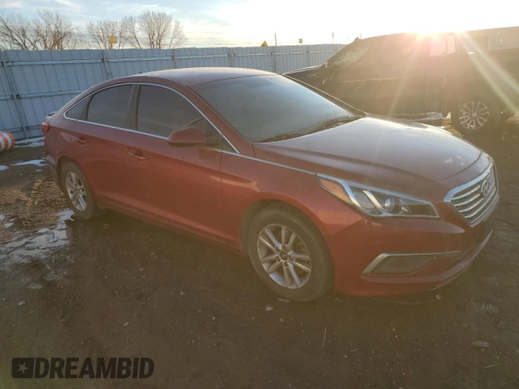 2016 Hyundai Sonata SE z VIN 5NPE24AF2GH369840, wystawiony jako Copart lot #46908095 z przebiegiem 133 718 mil mil oraz Czysty tytuł • Clean title. Historia ofert i sprzedaży dostępna na DreamBid. Obrazek 4.