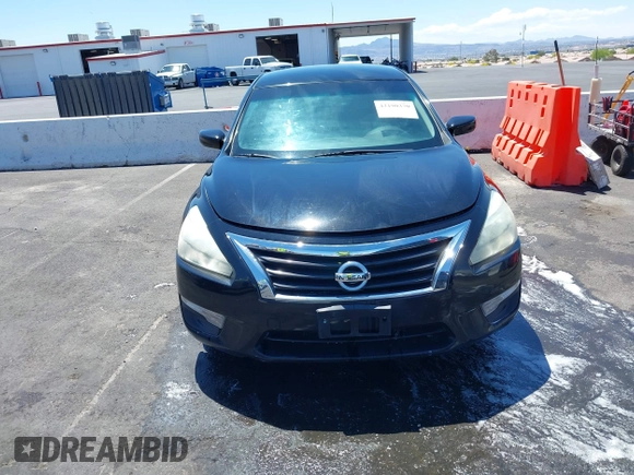 2014 Nissan Altima 2.5 S with VIN 1N4AL3AP9EC161127, listed as a IAAI auction lot 42190370 with 139,176 mi miles. Bid and sale history available at carsss.com. Image 6.