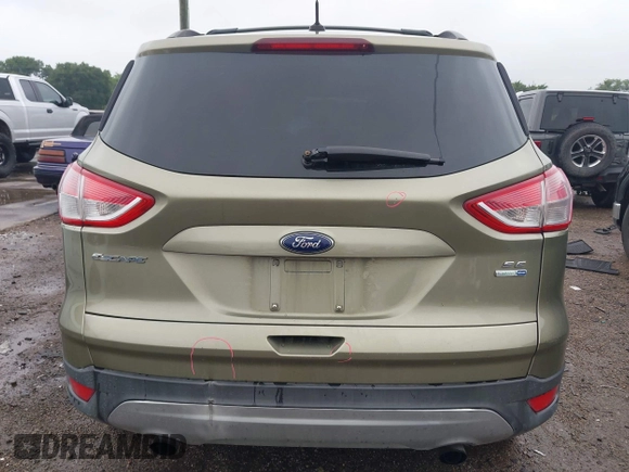 2013 Ford Escape SE с VIN 1FMCU9G9XDUD72871, выставлен на аукционе IAAI как лот 42194776 с пробегом 70 031 миль миль и . История ставок и продаж доступна на DreamBid. Изображение 17.