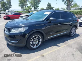 2016 Lincoln MKX Reserve z VIN 2LMTJ6LP1GBL74874, wystawiony jako IAAI lot #42375170 z przebiegiem 87 512 mil mil oraz . Historia ofert i sprzedaży dostępna na DreamBid. Obrazek 2.