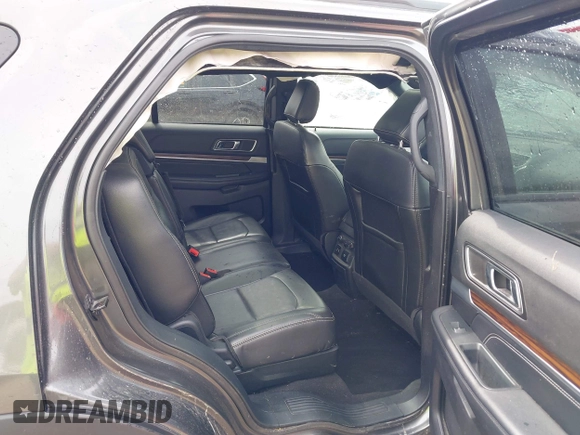 2018 Ford Explorer Limited z VIN 1FM5K8F88JGC24861, wystawiony jako IAAI lot #42075574 z przebiegiem 85 785 mil mil oraz . Historia ofert i sprzedaży dostępna na DreamBid. Obrazek 8.