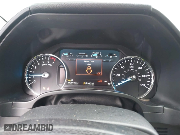 2019 Ford Expedition Platinum with VIN 1FMJU1MT8KEA24308, listed as a IAAI auction lot 41510256 with 143,011 mi miles. Bid and sale history available at carsss.com. Image 7.