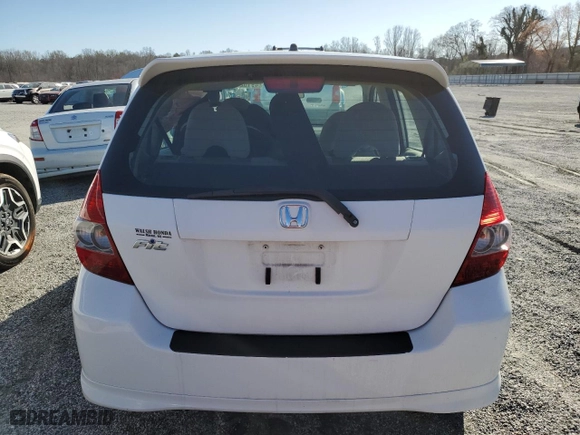 2007 Honda Fit Sport with VIN JHMGD38697S051734, listed as a Copart auction lot 49152495 with 88,209 mi miles and Salvage Title. Bid and sale history available at carsss.com. Image 6.