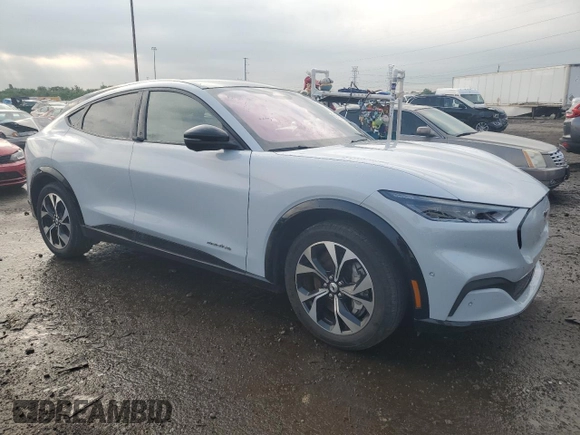 2021 Ford Mustang Mach-E Premium с VIN 3FMTK3SS7MMA01314, выставлен на аукционе Copart как лот 61434125 с пробегом 55 479 миль миль и На запчасти • Non repairable. История ставок и продаж доступна на DreamBid. Изображение 4.