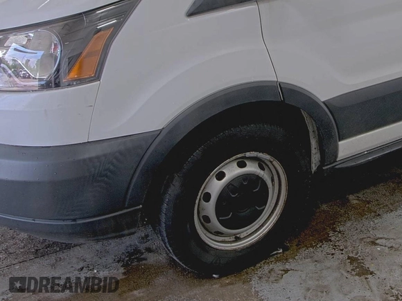 2018 Ford Transit с VIN 1FTYE1YM9JKB52110, выставлен на аукционе IAAI как лот 42610426 с пробегом 156 532 миль миль и . История ставок и продаж доступна на DreamBid. Изображение 12.