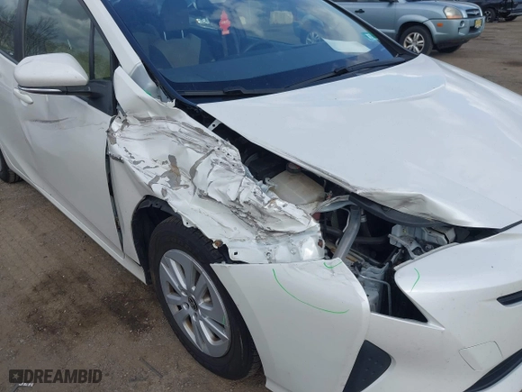 2016 Toyota Prius Two with VIN JTDKBRFU6G3003883, listed as a IAAI auction lot 41924029 with 127,098 mi miles. Bid and sale history available at carsss.com. Image 6.