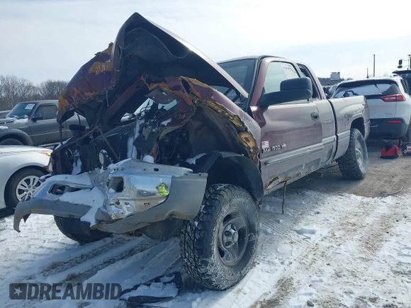 2000 Dodge 1500 with VIN 1B7HF13Z7YJ153451, listed as a IAAI auction lot 41604762 with Not Provided miles and . Bid and sale history available at DreamBid. Image 17.