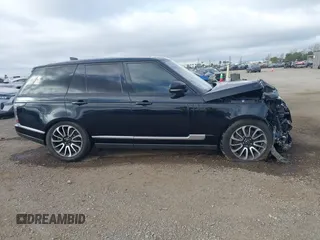 2017 Land Rover Range Rover HSE z VIN SALGS2FV5HA362346, wystawiony jako IAAI lot #40994530 z przebiegiem 37 958 mil mil oraz . Historia ofert i sprzedaży dostępna na DreamBid. Obrazek 13.