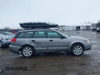 2009 Subaru Outback Special Edition z VIN 4S4BP61C497320017, wystawiony jako IAAI lot #41813797 z przebiegiem 138 069 mil mil oraz . Historia ofert i sprzedaży dostępna na DreamBid. Obrazek 12.