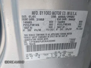 2001 Ford F-150 XLT z VIN 1FTRW07L81KA32285, wystawiony jako IAAI lot #42134835 z przebiegiem 189 109 mil mil oraz . Historia ofert i sprzedaży dostępna na DreamBid. Obrazek 9.