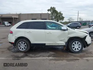 2007 Lincoln MKX with VIN 2LMDU68C77BJ05358, listed as a IAAI auction lot 41852330 with 163,508 mi miles. Bid and sale history available at carsss.com. Image 13.