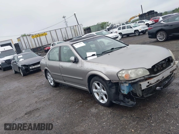 2002 Nissan Maxima GXE z VIN JN1DA31D32T437223, wystawiony jako IAAI lot #42274090 z przebiegiem 111 791 mil mil oraz . Historia ofert i sprzedaży dostępna na DreamBid. Obrazek 1.