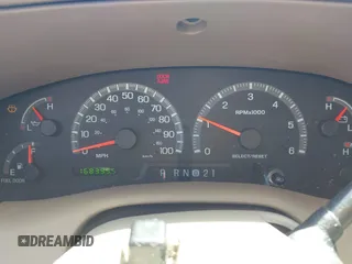 1999 Ford Expedition XLT z VIN 1FMPU18L9XLC40031, wystawiony jako IAAI lot #42722263 z przebiegiem 168 395 mil mil oraz . Historia ofert i sprzedaży dostępna na DreamBid. Obrazek 7.