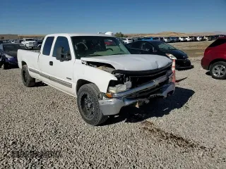 2001 Chevrolet Silverado 1500 LS with VIN 1GCEC19V11E232175, listed as a Copart auction lot 79202904 with 309,623 mi miles and Salvage Title. Bid and sale history available at DreamBid. Image 11.