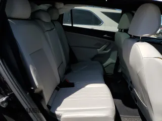 2022 Volkswagen Tiguan SE R-Line Black z VIN 3VV8B7AX2NM107364, wystawiony jako Copart lot #56123605 z przebiegiem 16 242 mil mil oraz Szkoda całkowita • Salvage title. Historia ofert i sprzedaży dostępna na DreamBid. Obrazek 11.