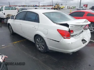 2007 Toyota Avalon XL with VIN 4T1BK36B87U195549, listed as a IAAI auction lot 41799801 with 161,737 mi miles. Bid and sale history available at carsss.com. Image 3.