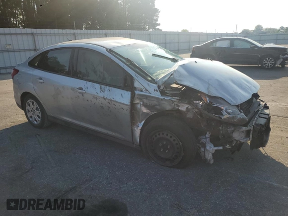 2012 Ford Focus SE with VIN 1FAHP3F20CL211460, listed as a Copart auction lot 62668645 with 151,334 mi miles and Salvage title. Bid and sale history available at DreamBid. Image 4.
