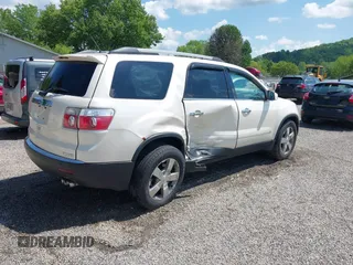 2010 GMC Acadia SLT1 z VIN 1GKLVMED9AJ175364, wystawiony jako IAAI lot #42266413 z przebiegiem 141 720 mil mil oraz . Historia ofert i sprzedaży dostępna na DreamBid. Obrazek 4.