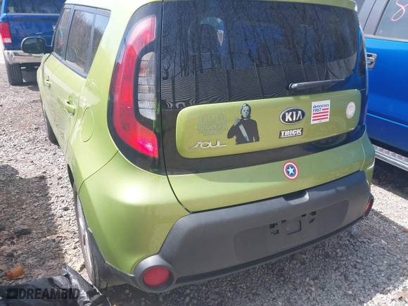 2016 Kia Soul with VIN KNDJN2A29G7820452, listed as a IAAI auction lot 42100654 with 71,090 mi miles. Bid and sale history available at carsss.com. Image 16.