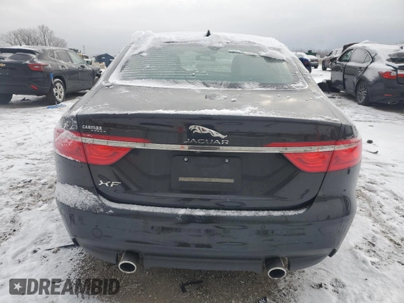 2016 Jaguar XF 35t Premium z VIN SAJBD4BV6GCY11860, wystawiony jako Copart lot #41879565 z przebiegiem 42 304 mil mil oraz Szkoda całkowita • Salvage title. Historia ofert i sprzedaży dostępna na DreamBid. Obrazek 6.